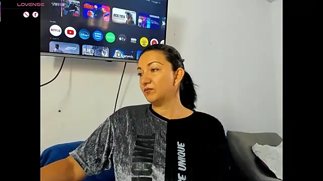 Angelblue  online show from 06-01-26, 01:46