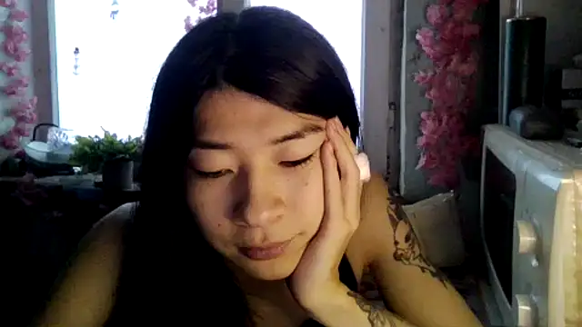 CarlyJoy online show from 01-07-26, 11:45