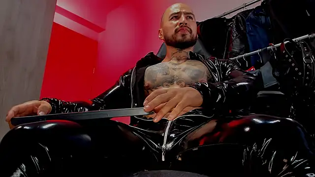 Snapshot of billyMayer_ chatting on 02-04-25, 10:13 billyMayer online show from 02-04-25, 10:13