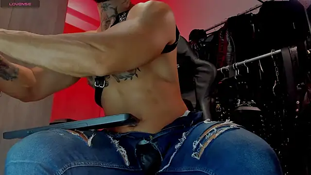 Snapshot of billyMayer_ chatting on 02-28-25, 03:15 billyMayer online show from 02-28-25, 03:15