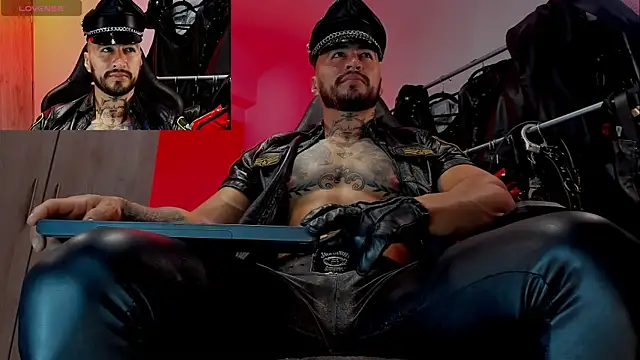 Snapshot of billyMayer_ chatting on 03-09-25, 05:11 billyMayer online show from 03-09-25, 05:11