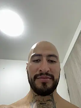 Snapshot of billyMayer_ chatting on 03-21-25, 03:02 billyMayer online show from 03-21-25, 03:02