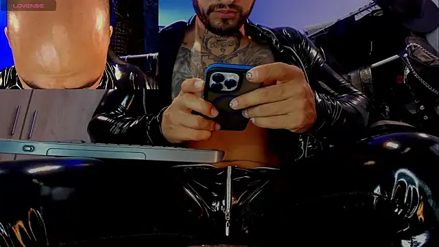 Snapshot of billyMayer_ chatting on 03-21-25, 07:57 billyMayer online show from 03-21-25, 07:57