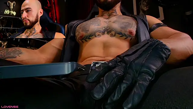 Snapshot of billyMayer_ chatting on 12-14-25, 07:51 billyMayer online show from 12-14-25, 07:51