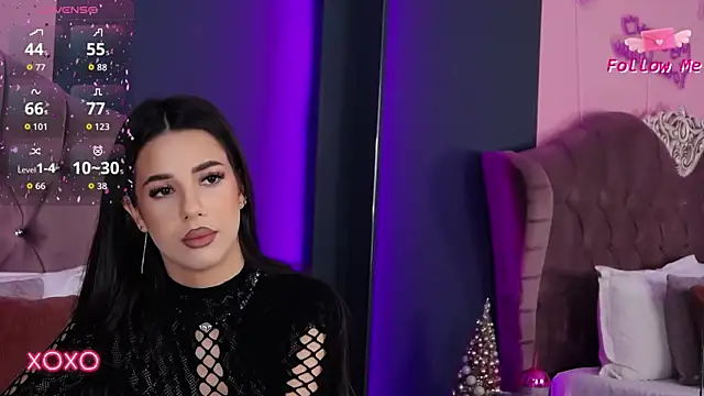 LaraKent online show from 12-17-25, 08:04