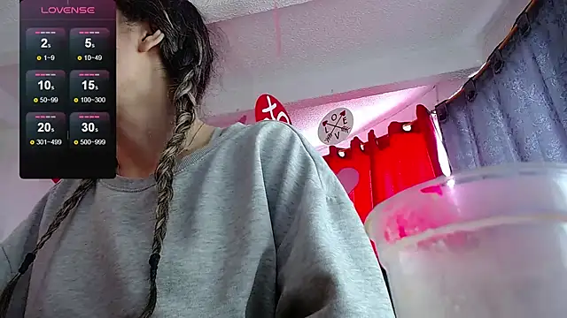 Snapshot of Niky_777 chatting on 03-11-26, 04:13 Niky 777 online show from 03-11-26, 04:13