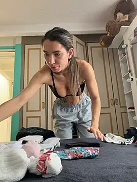 Snapshot of Niky_777 chatting on 03-25-26, 04:35 Niky 777 online show from 03-25-26, 04:35