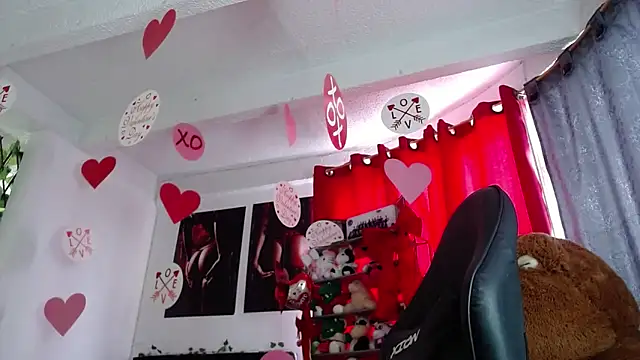 Snapshot of Niky_777 chatting on 04-13-26, 03:50 Niky 777 online show from 04-13-26, 03:50