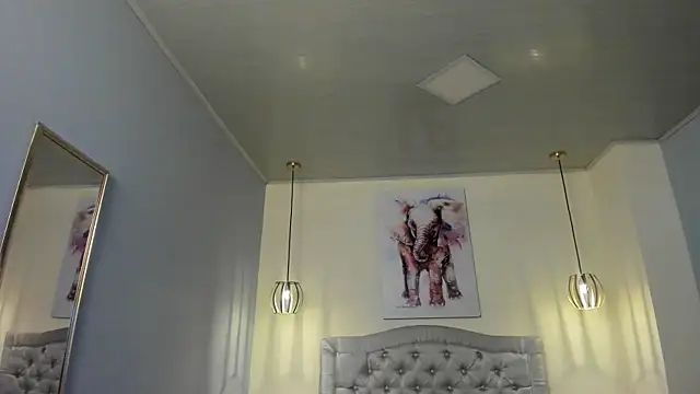 ayshel   online show from 10-24-25, 02:52