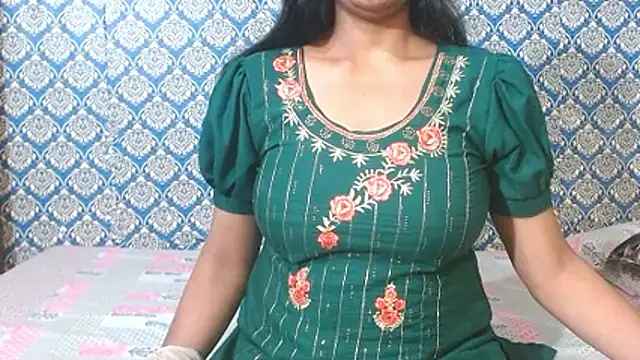 nikitahot3 online show from 03-02-26, 08:43