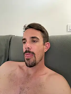Snapshot of julian333 chatting on 05-22-26, 02:55 julian333 online show from 05-22-26, 02:55