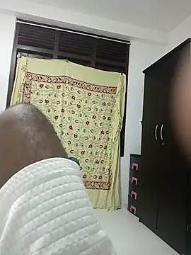 Snapshot of summasex chatting on 04-15-26, 04:14 summasex online show from 04-15-26, 04:14