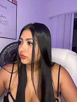 NatashaBrown12 online show from 10-29-25, 01:24