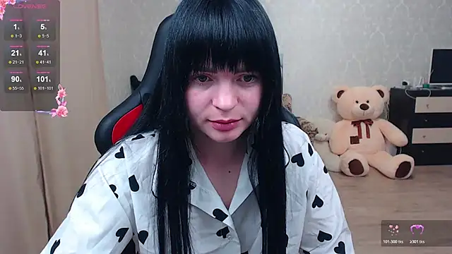 Snapshot of JuicyJess chatting on 05-25-26, 07:53 JuicyJess online show from 05-25-26, 07:53