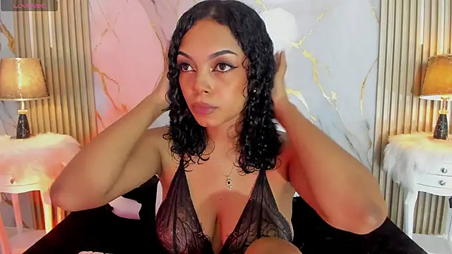 Snapshot of BeckyRusso chatting on 11-13-25, 12:48 BeckyRusso online show from 11-13-25, 12:48