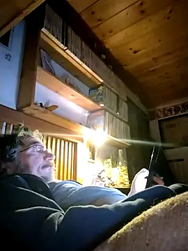 Chris8149 online show from 02-18-25, 12:48