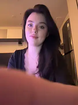 Snapshot of Angela_Fosterr chatting on 06-14-26, 05:26 Angela Fosterr online show from 06-14-26, 05:26