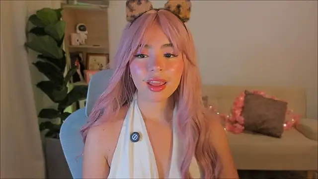 Olivia xd  online show from 06-15-26, 06:04