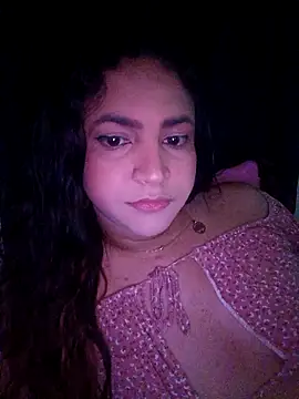 Snapshot of Andrys_ chatting on 05-04-26, 10:39 Andrys online show from 05-04-26, 10:39
