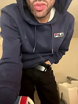 Snapshot of athenphysics chatting on 01-05-26, 07:39 athenphysics online show from 01-05-26, 07:39