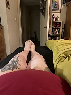 Snapshot of chatting on 09-30-25, 09:20 online show from 09-30-25, 09:20