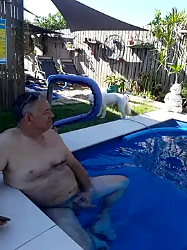 Cock-a-saurus68 online show from 11-28-25, 05:32