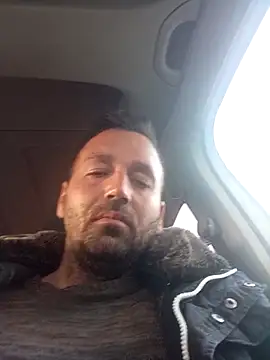 Snapshot of florin421 chatting on 03-20-26, 05:34 florin421 online show from 03-20-26, 05:34