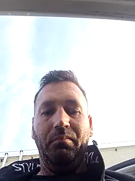 Snapshot of florin421 chatting on 04-03-26, 05:38 florin421 online show from 04-03-26, 05:38