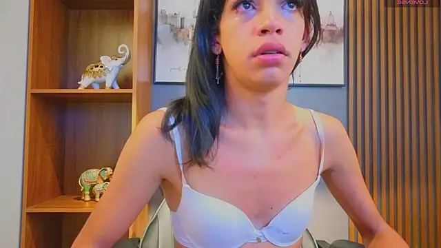 Alahia Rodriguez online show from 07-10-26, 10:51