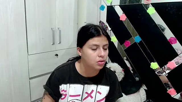 katery wok11 online show from 10-22-25, 05:02