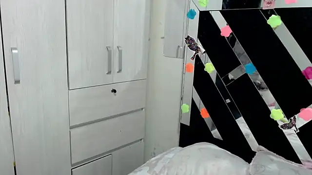 katery wok11 online show from 11-10-25, 12:09