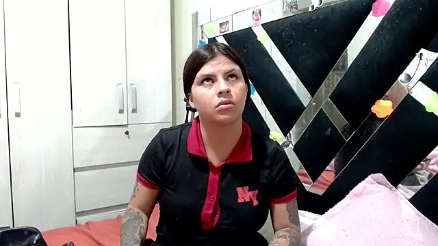 Snapshot of katery_wok11 chatting on 06-06-26, 02:49 katery wok11 online show from 06-06-26, 02:49