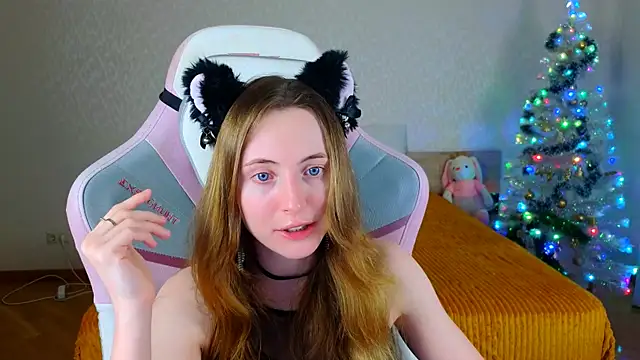 Cowell Adelina online show from 12-20-25, 09:27