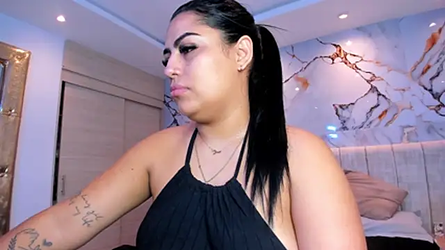 kiana cream online show from 06-24-26, 12:59