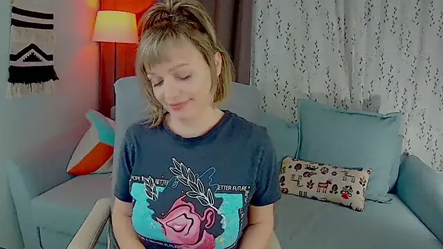 NandiSmile online show from 02-27-26, 05:24