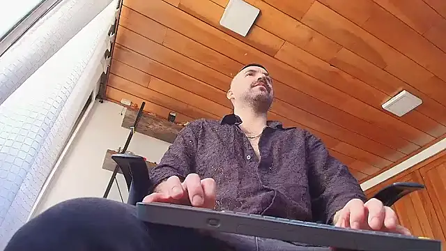 ADONIS ART01 online show from 02-14-26, 05:43