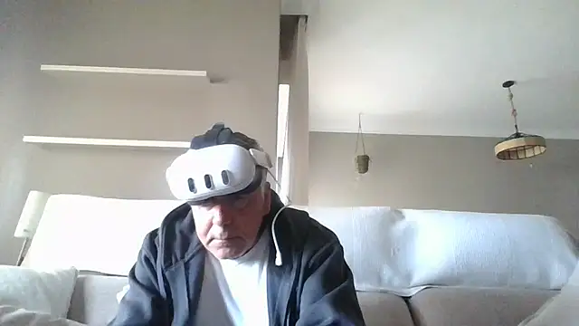 Snapshot of fransexdol chatting on 03-14-25, 11:56 fransexdol online show from 03-14-25, 11:56