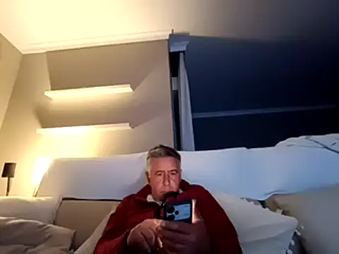 Snapshot of fransexdol chatting on 03-15-25, 11:06 fransexdol online show from 03-15-25, 11:06