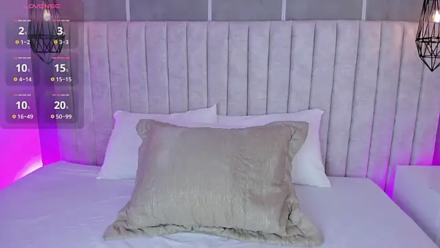 lea gray online show from 10-28-25, 06:21