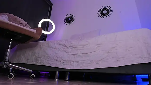 SexyCharlize08 online show from 03-19-25, 12:48