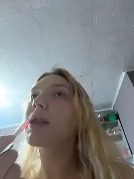 AmmyHot online show from 12-20-25, 04:08