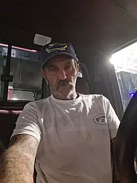 Hotbodyscottie online show from 05-29-26, 03:04