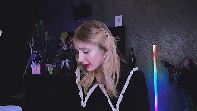 little grinch666 online show from 12-22-25, 06:49