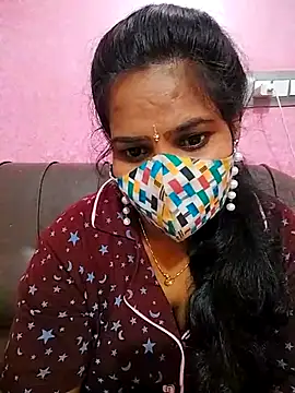 Snapshot of melina214 chatting on 06-26-26, 05:23 melina214 online show from 06-26-26, 05:23