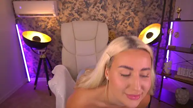 LiaBrazzerr online show from 07-22-26, 03:37