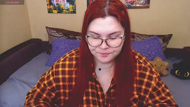 Snapshot of JuliaKeln chatting on 04-18-26, 08:18 JuliaKeln online show from 04-18-26, 08:18