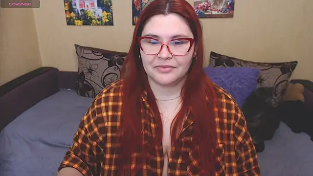 Snapshot of JuliaKeln chatting on 04-22-26, 04:08 JuliaKeln online show from 04-22-26, 04:08