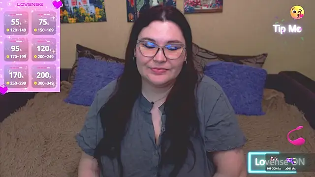 Snapshot of JuliaKeln chatting on 05-30-26, 07:11 JuliaKeln online show from 05-30-26, 07:11