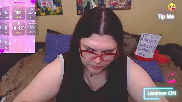 Snapshot of JuliaKeln chatting on 06-05-26, 12:44 JuliaKeln online show from 06-05-26, 12:44