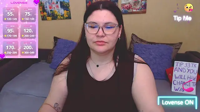 Snapshot of JuliaKeln chatting on 06-07-26, 03:16 JuliaKeln online show from 06-07-26, 03:16